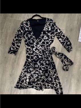 Banana Republic Black and Cream Floral Wrap Midi Dress with Self-Tie